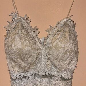 Fashion Nova Lace graduation dress (SIZE: M) for modest fashion.